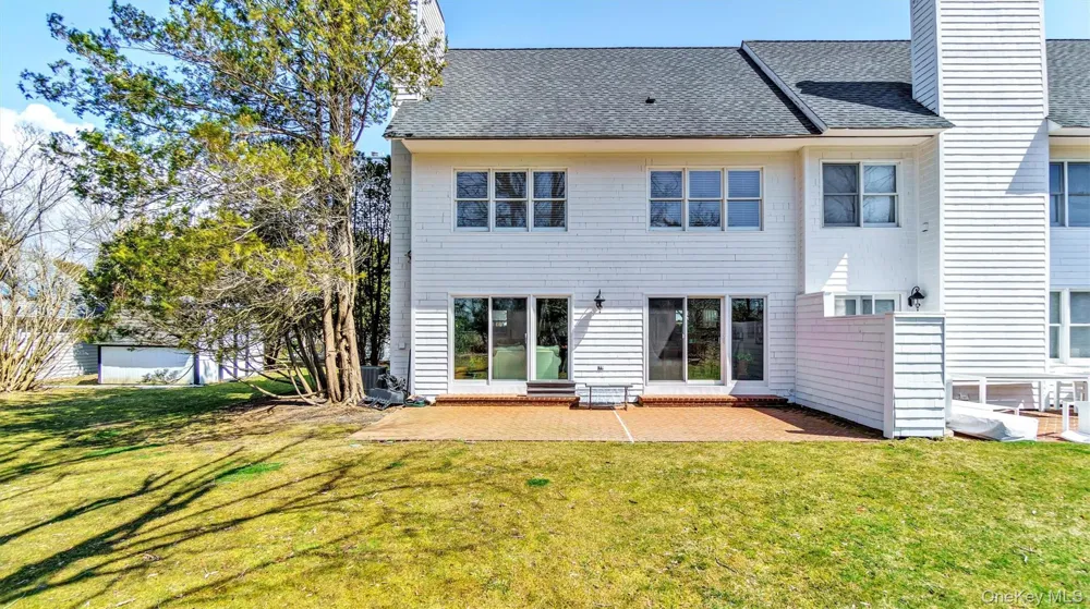 25 Mitchell #3 Westhampton Beach, NY 11978