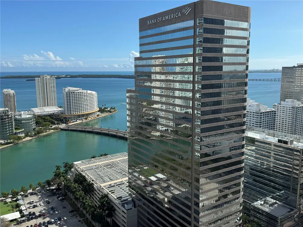 500 Brickell Ave #1204 Miami, FL 33131