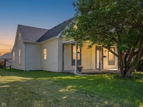 2415 Main Street