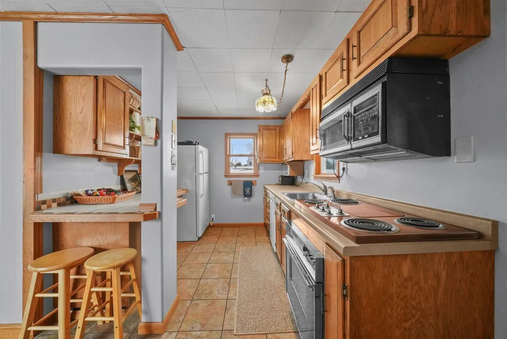 9351 E 50 ROAD Clam Lake Township, MI 49601