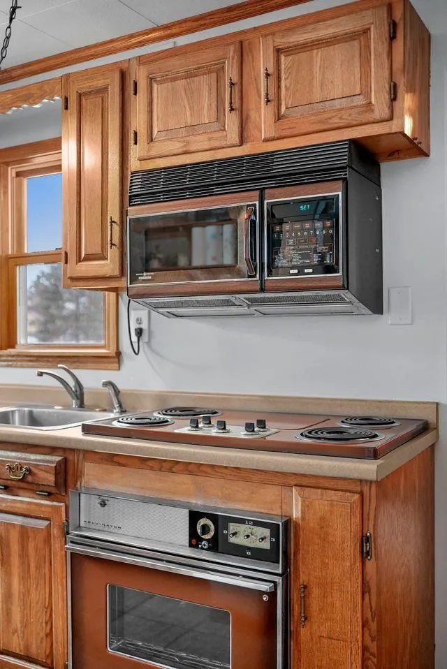 9351 E 50 ROAD Clam Lake Township, MI 49601