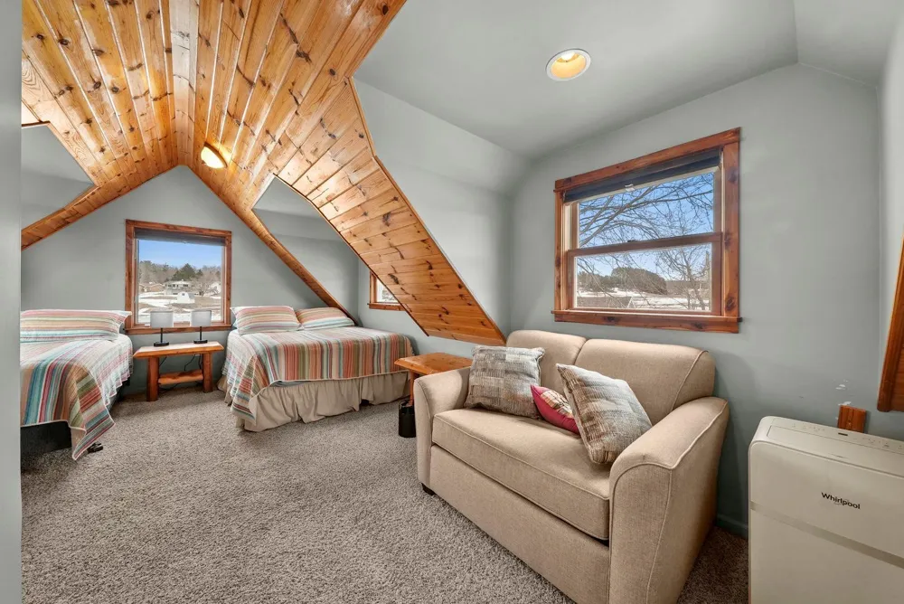 9351 E 50 ROAD Clam Lake Township, MI 49601