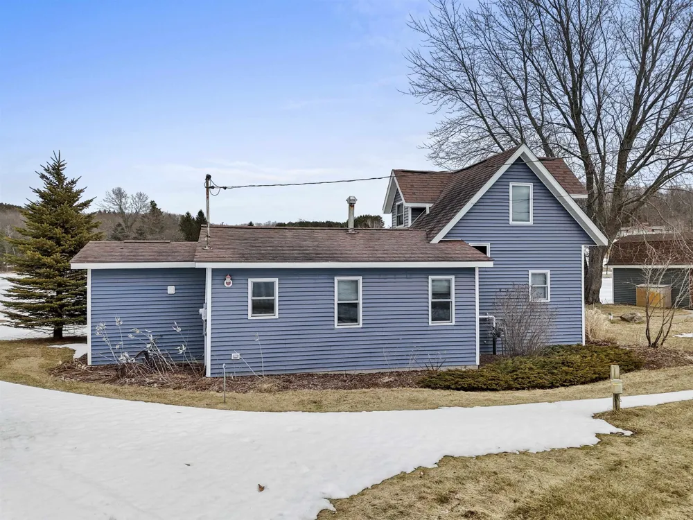 9351 E 50 ROAD Clam Lake Township, MI 49601