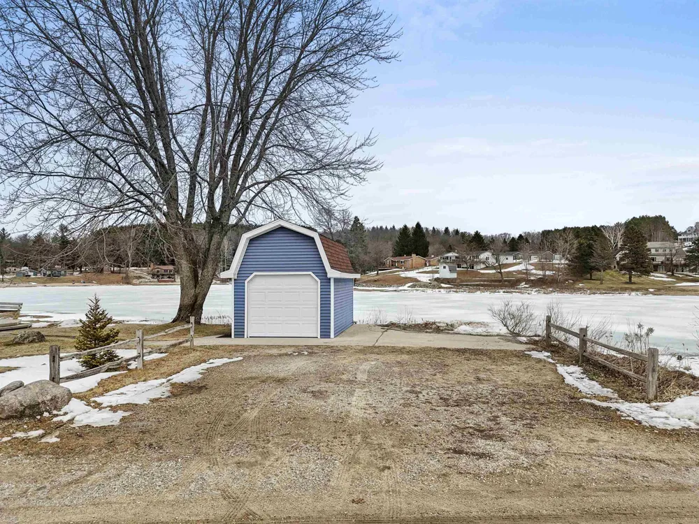 9351 E 50 ROAD Clam Lake Township, MI 49601