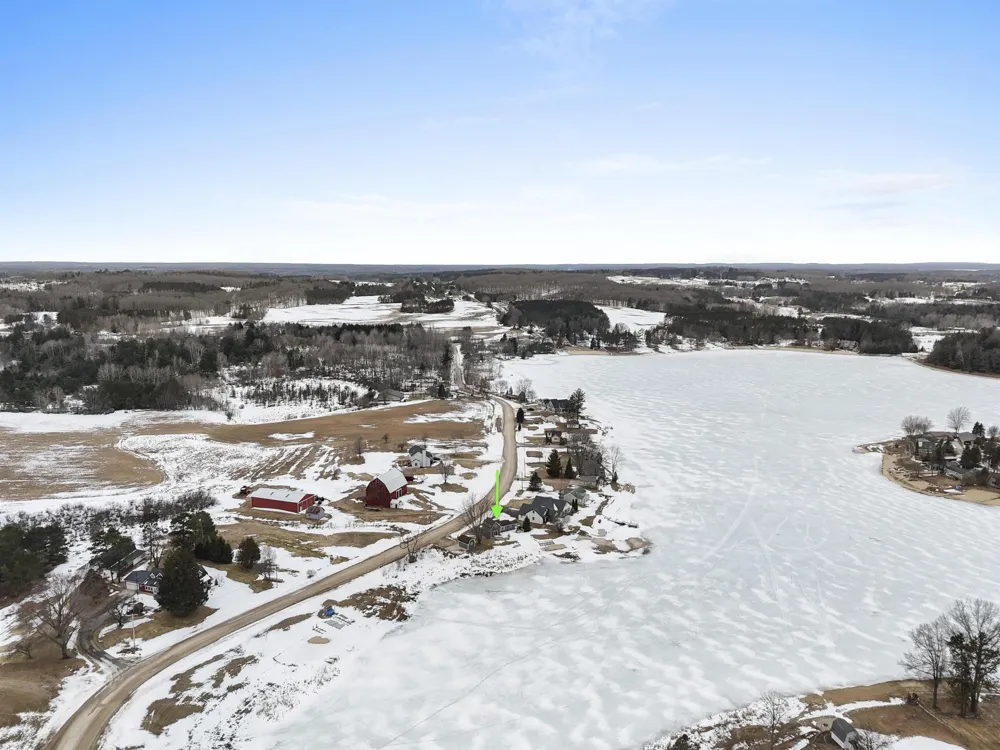 9351 E 50 ROAD Clam Lake Township, MI 49601