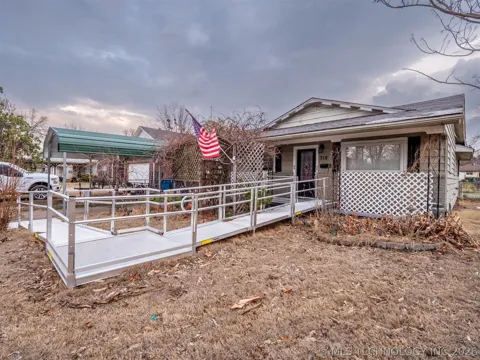 718 S 12th