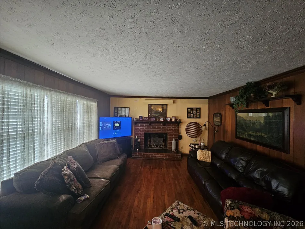 20656 S 4180 ROAD Claremore, OK 74019