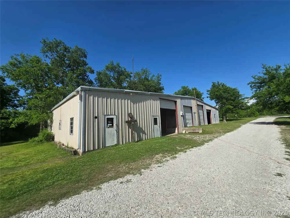 20656 S 4180 ROAD Claremore, OK 74019