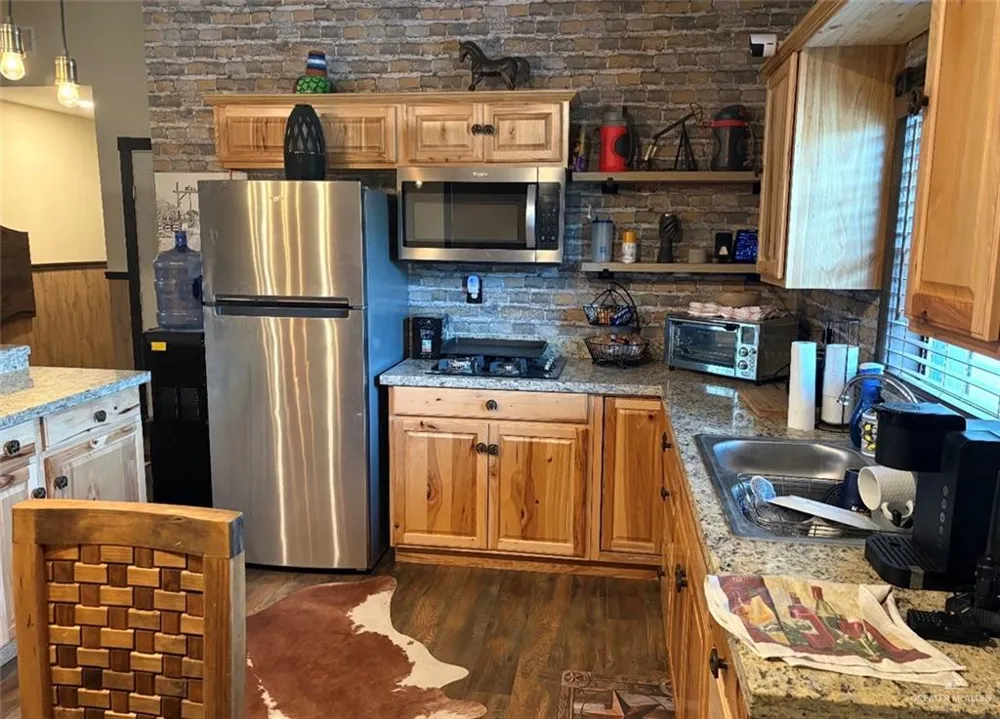 218 CR 218 ROAD Encino, TX 78353