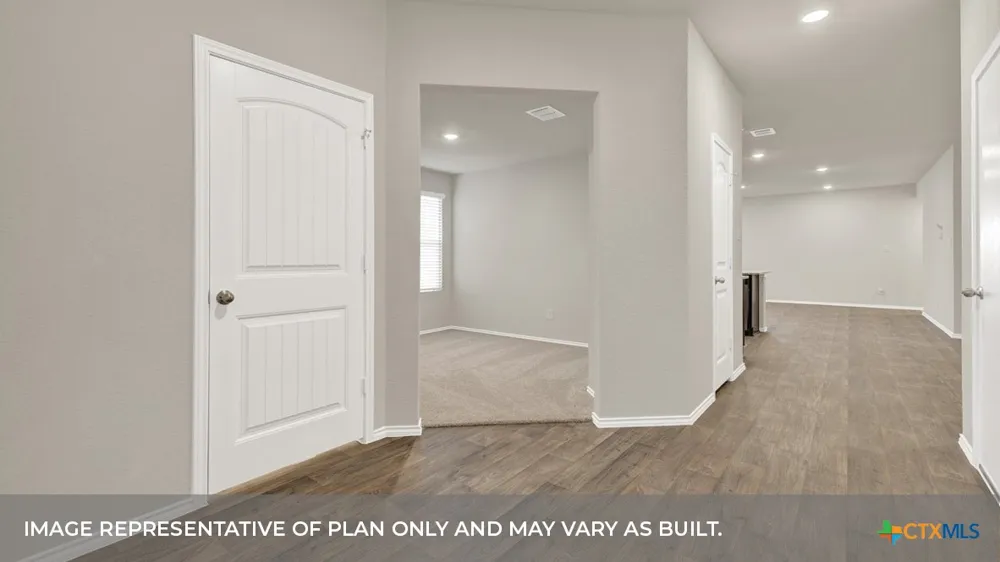 327 BOATMAN Cove Seguin, TX 78155