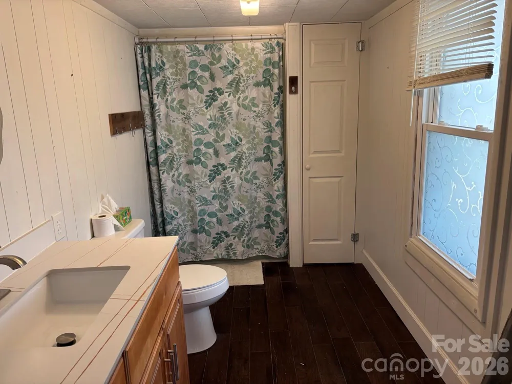 262 Blackberry Lane Bakersville, NC 28705