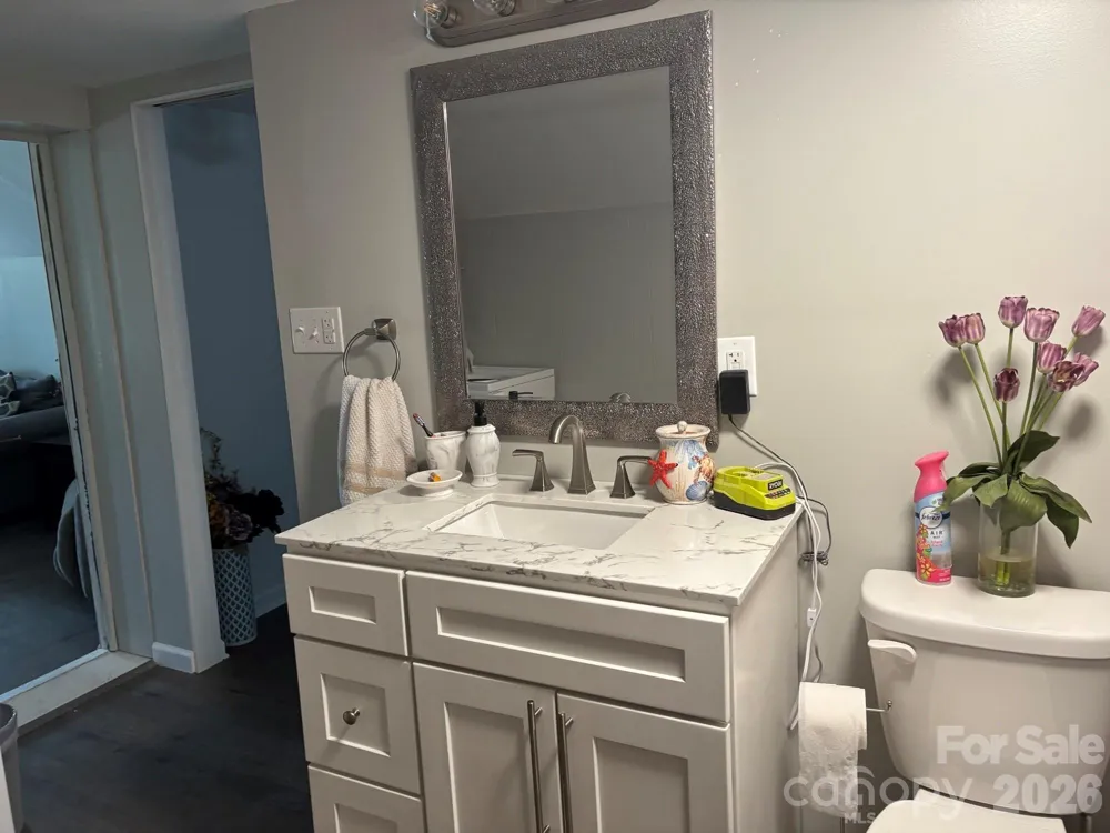 262 Blackberry Lane Bakersville, NC 28705