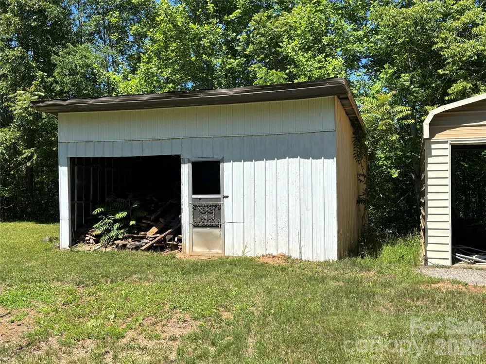 262 Blackberry Lane Bakersville, NC 28705