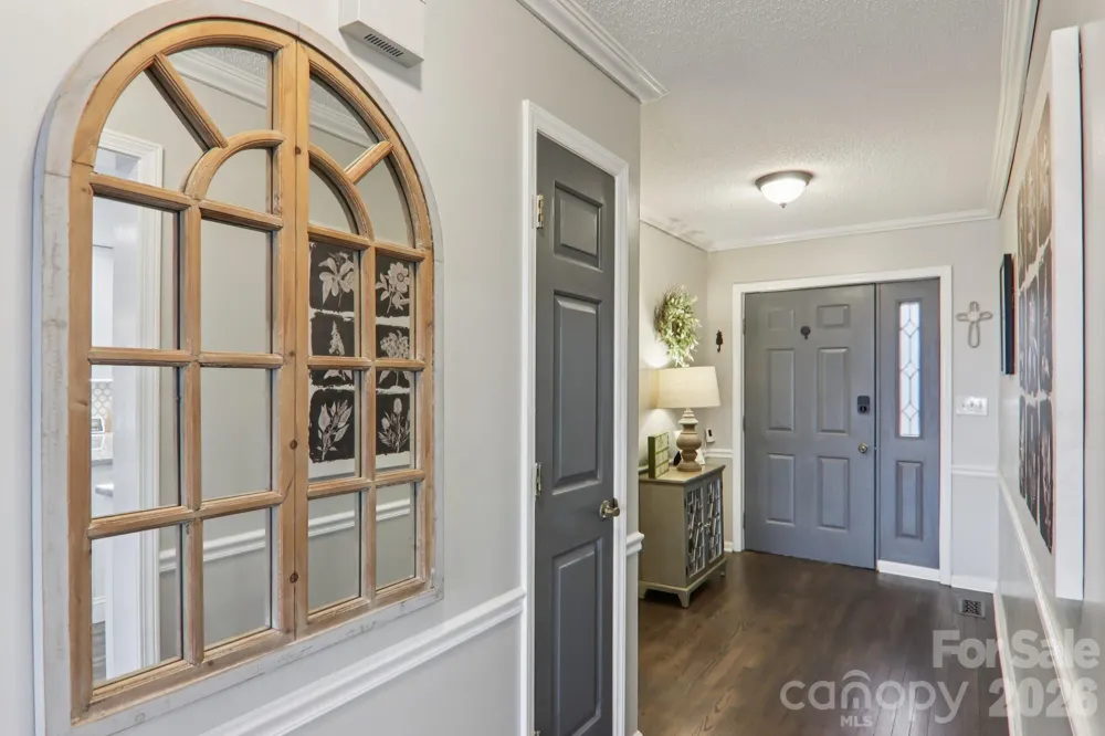 1601 Fleetwood Plaza Hendersonville, NC 28739