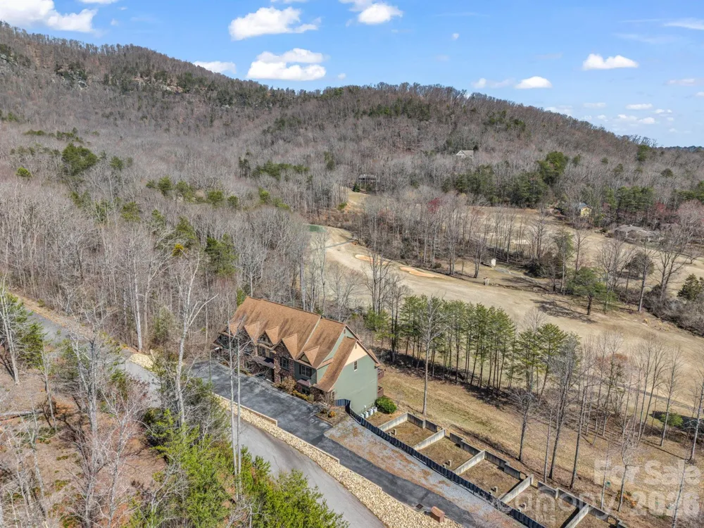 268 Wambli Pass Lake Lure, NC 28746