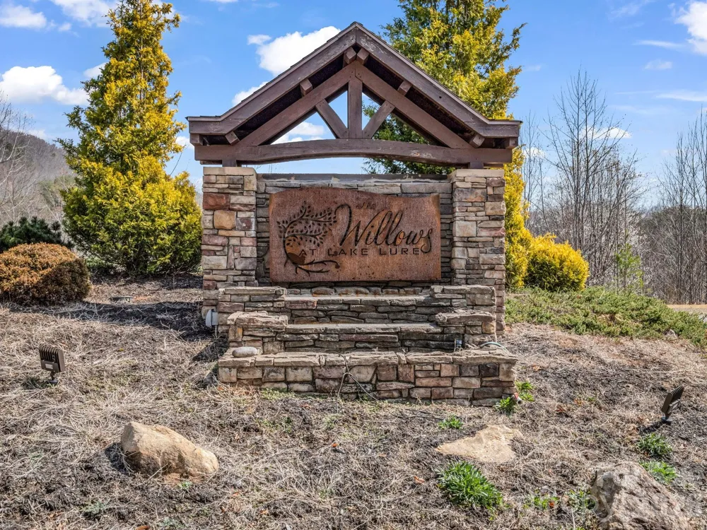 268 Wambli Pass Lake Lure, NC 28746