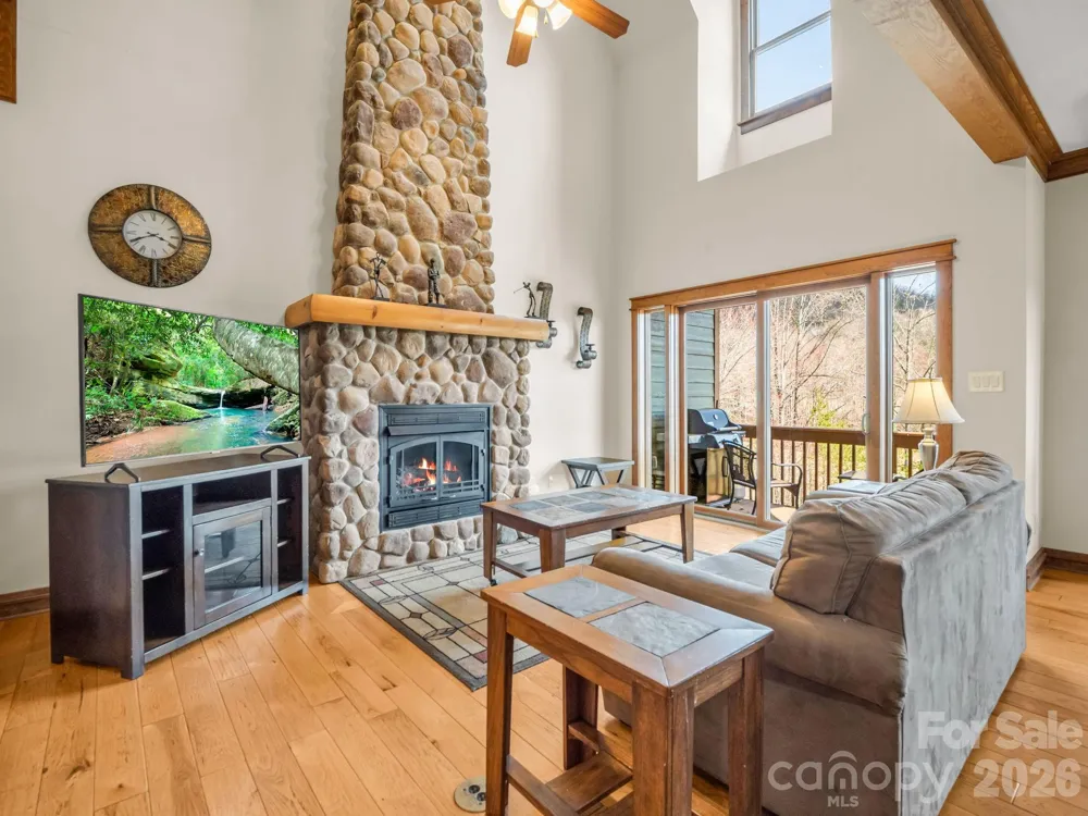 268 Wambli Pass Lake Lure, NC 28746