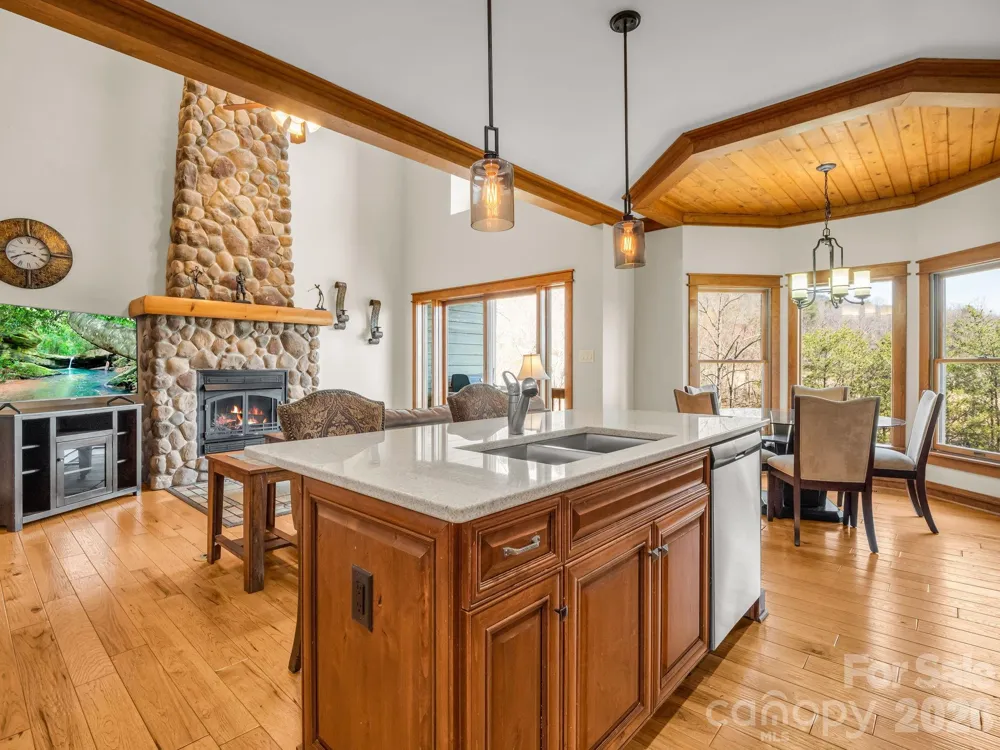 268 Wambli Pass Lake Lure, NC 28746