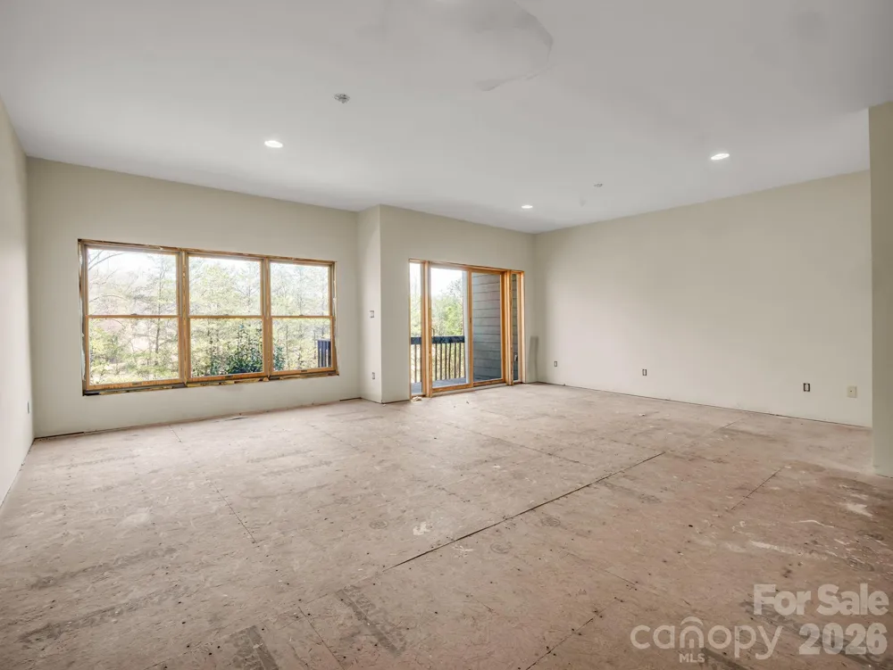 268 Wambli Pass Lake Lure, NC 28746