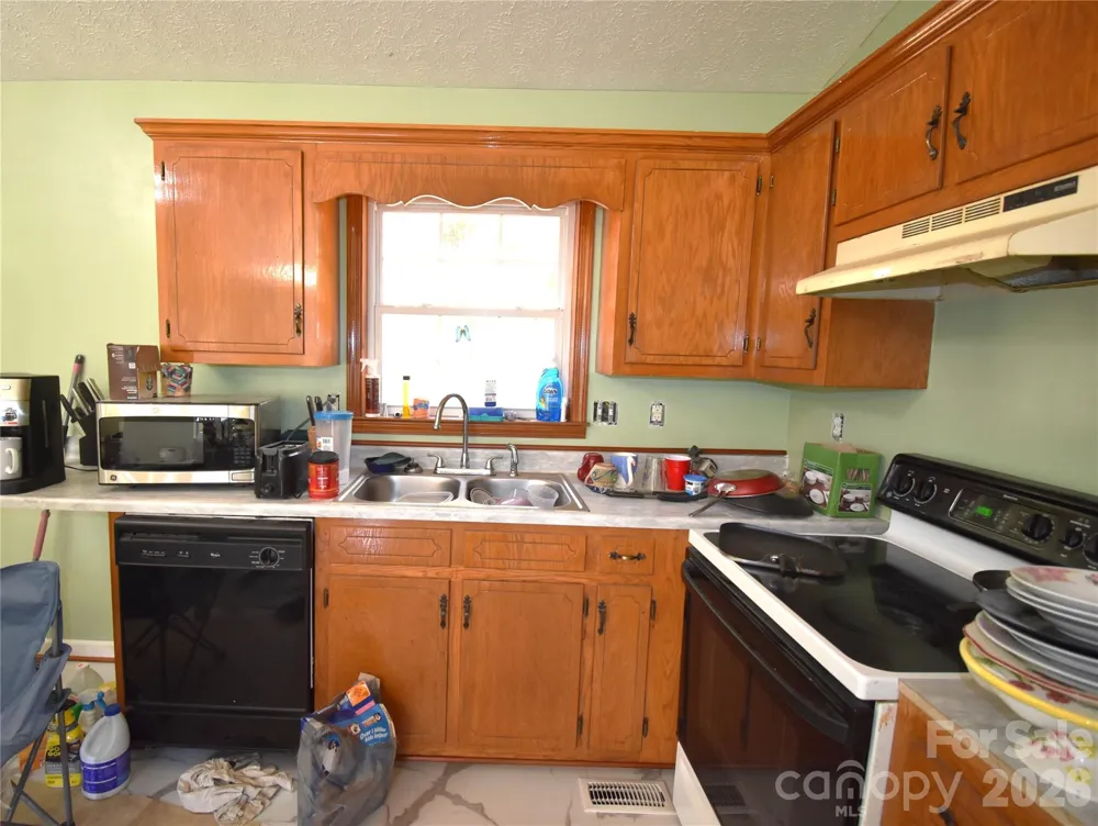 151 Cedar Valley Road Hudson, NC 28638