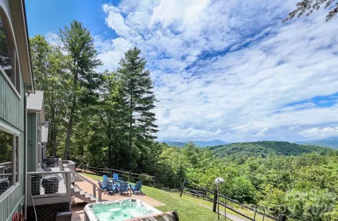 28 Nantahala Ridge
