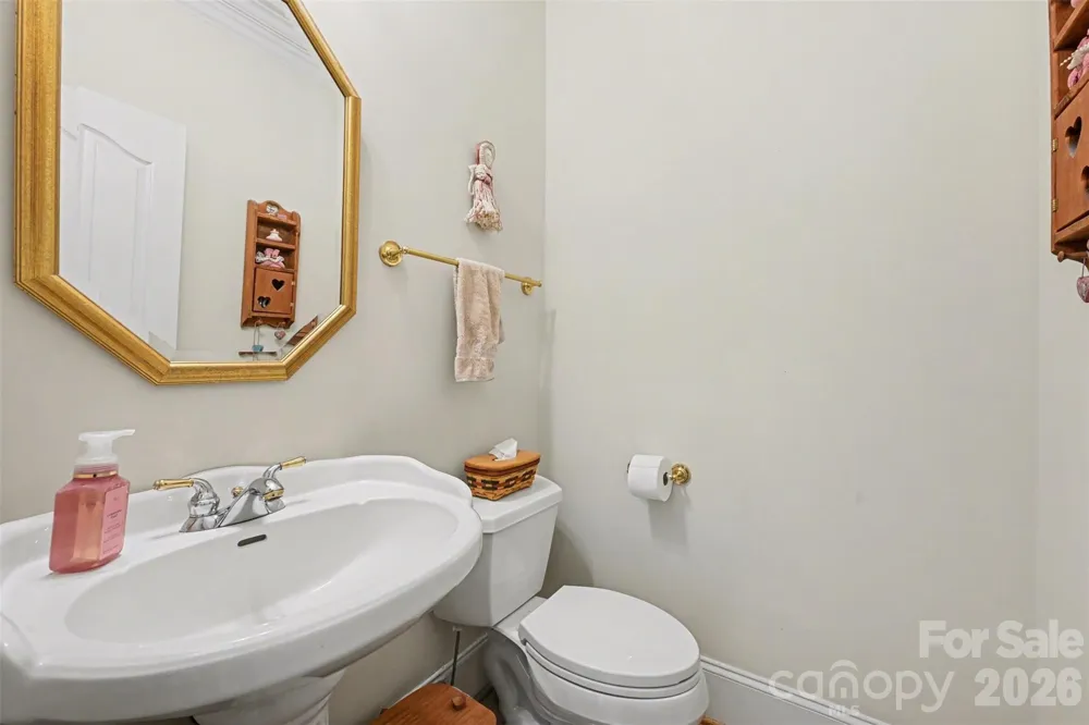 4837 Beth Lane Harrisburg, NC 28075