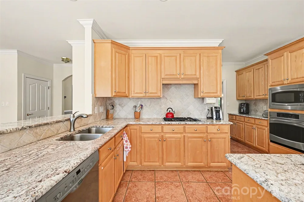 4837 Beth Lane Harrisburg, NC 28075