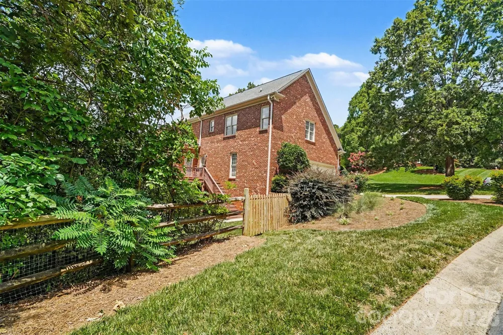 4837 Beth Lane Harrisburg, NC 28075
