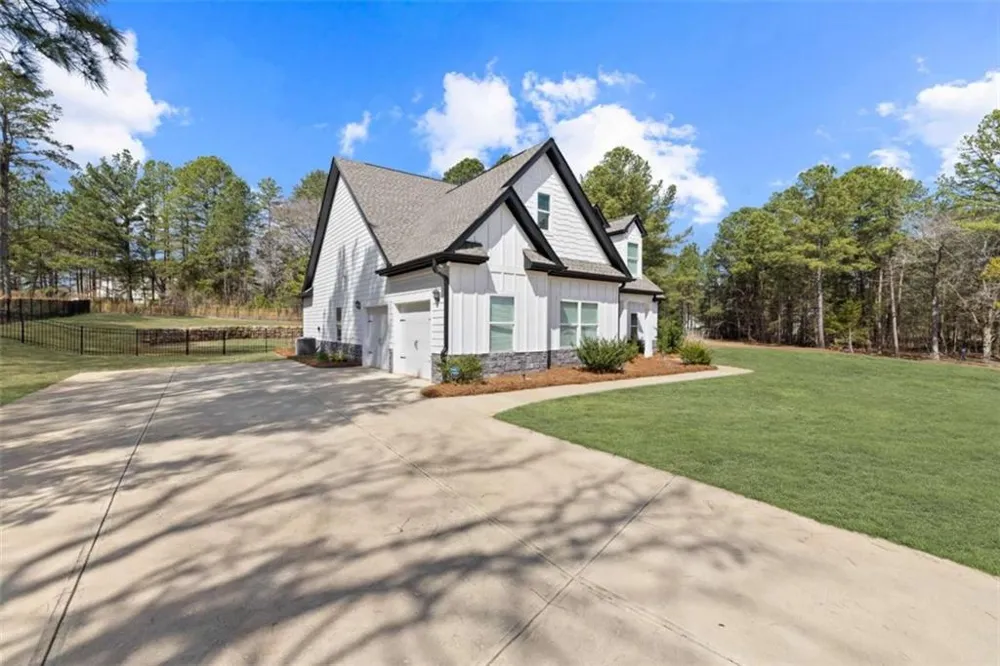 105 Capps Lane Eatonton, GA 31024