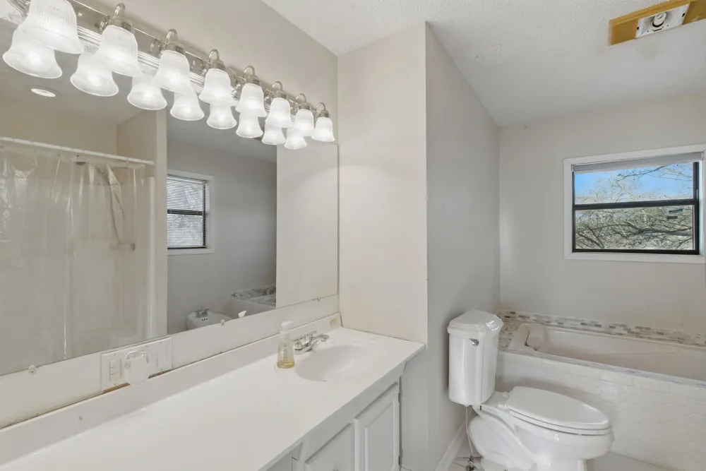 215 County Road 564 Eastland, TX 76448
