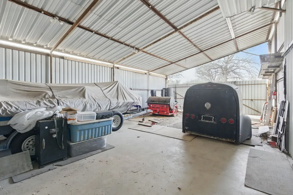 215 County Road 564 Eastland, TX 76448