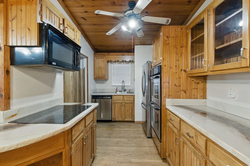 215 County Road 564 Eastland, TX 76448