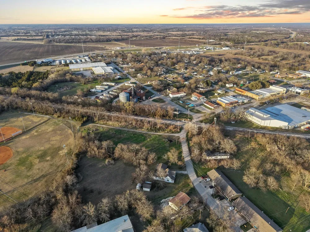 120 Holmes Street #Lot 5 Trenton, TX 75490