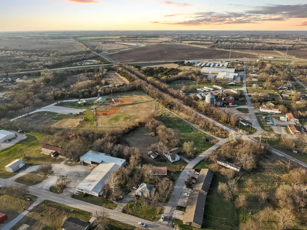 120 Holmes Street #Lot 5 Trenton, TX 75490