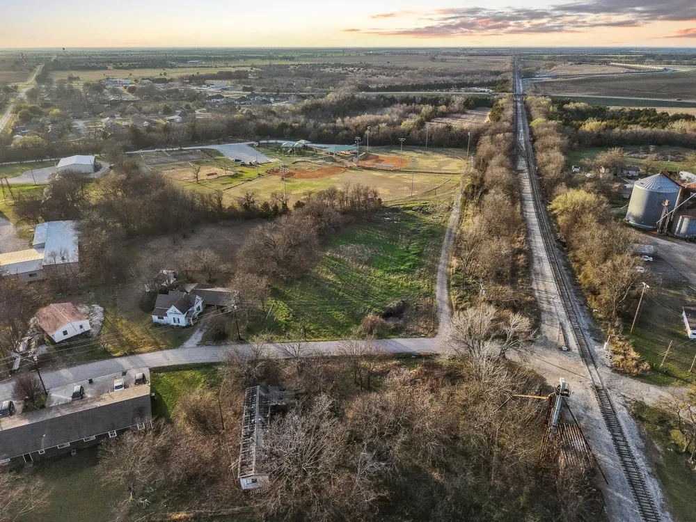 120 Holmes Street #Lot 5 Trenton, TX 75490