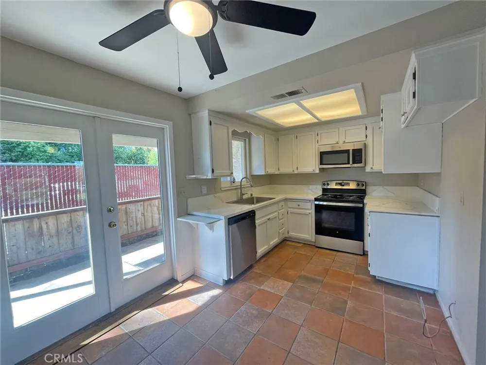 1110 W 8th Avenue #4 Chico, CA 95926