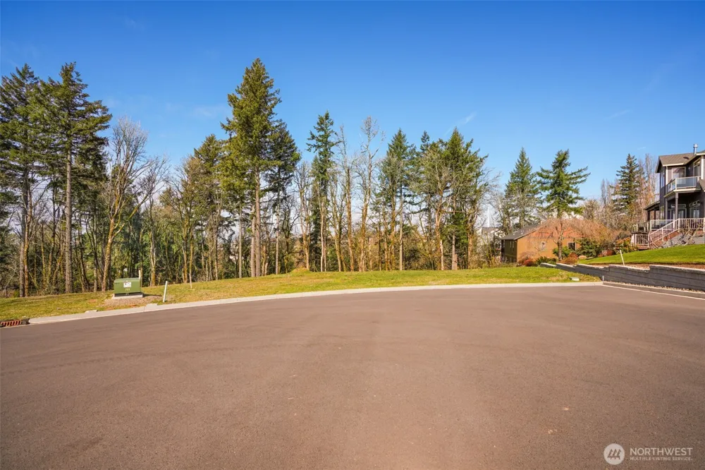 3011 NW 13th Cir Camas, WA 98607