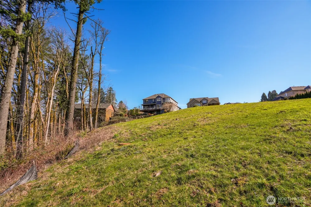 3011 NW 13th Cir Camas, WA 98607