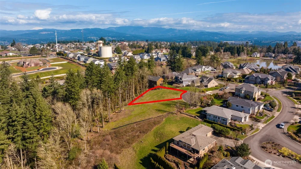 3011 NW 13th Cir Camas, WA 98607