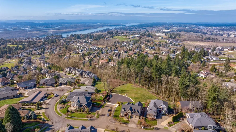 3011 NW 13th Cir Camas, WA 98607