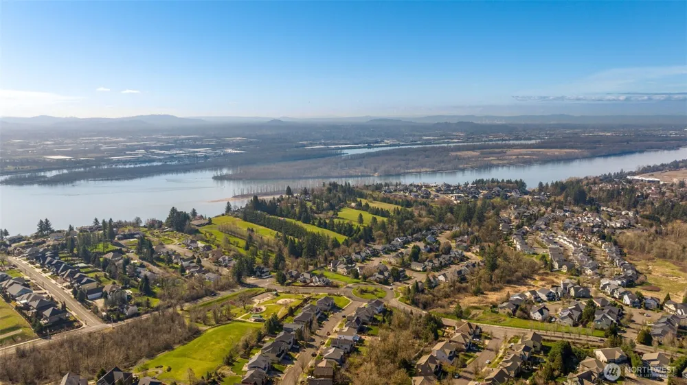 3011 NW 13th Cir Camas, WA 98607