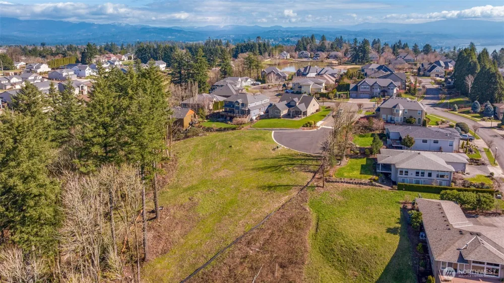 3011 NW 13th Cir Camas, WA 98607