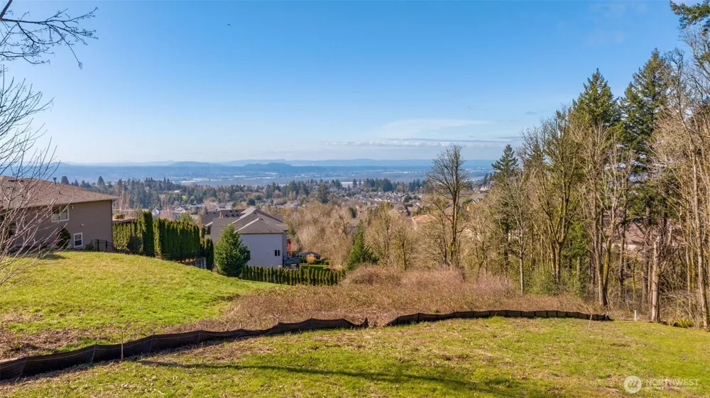 3003 NW 13th Circle Camas, WA 98607