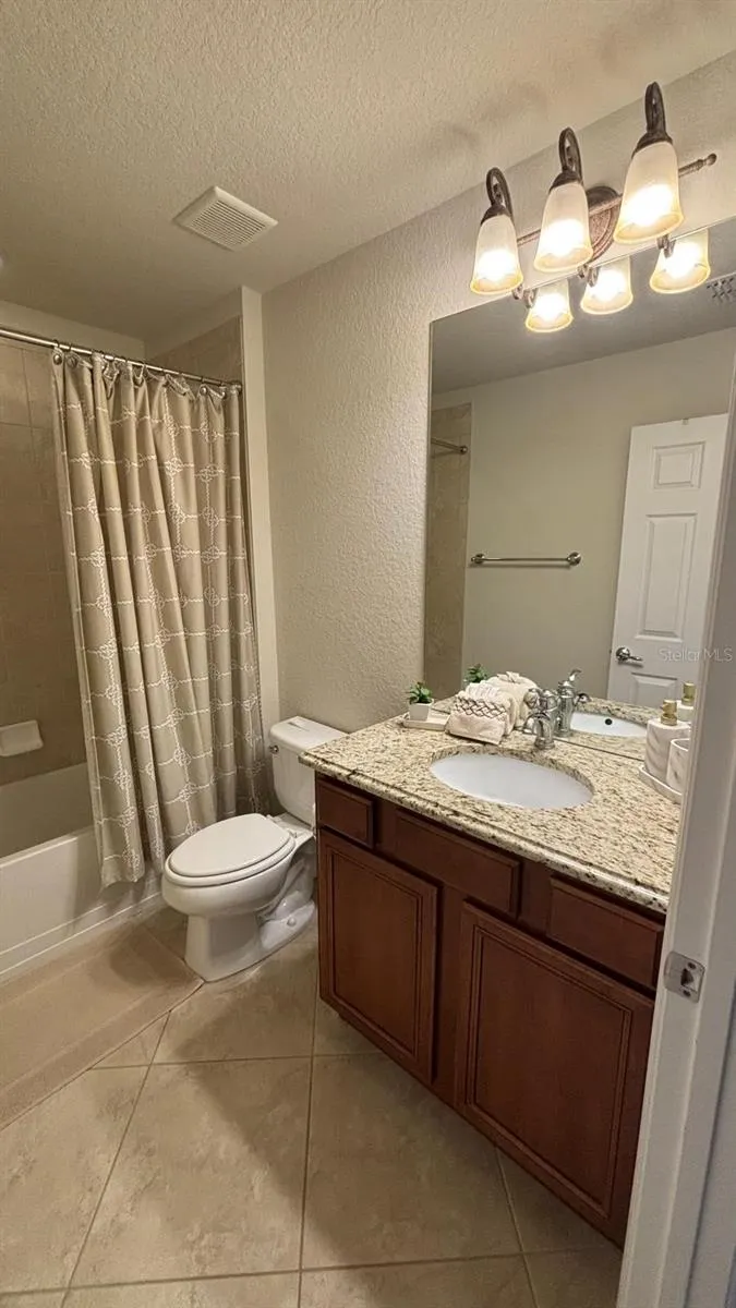 464 DOUGLAS EDWARD DRIVE Ocoee, FL 34761