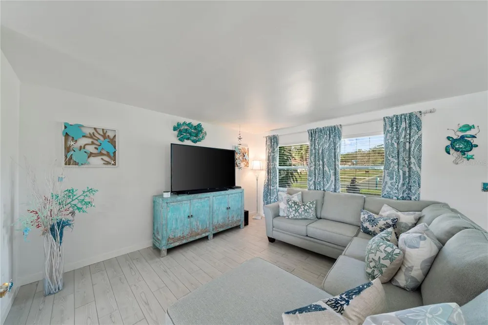 632 SHORE DRIVE Largo, FL 33771