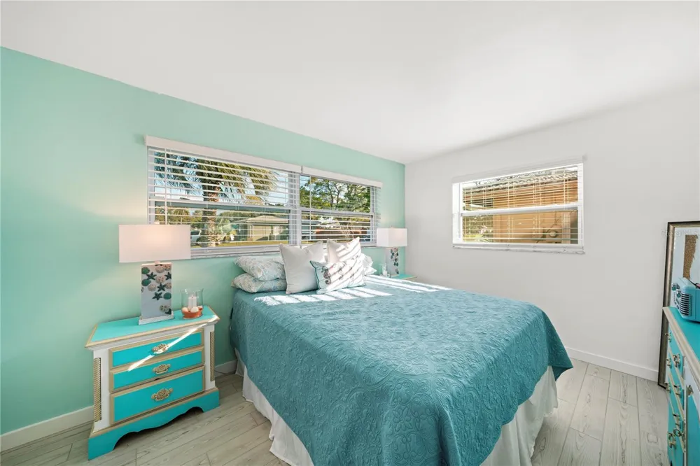 632 SHORE DRIVE Largo, FL 33771