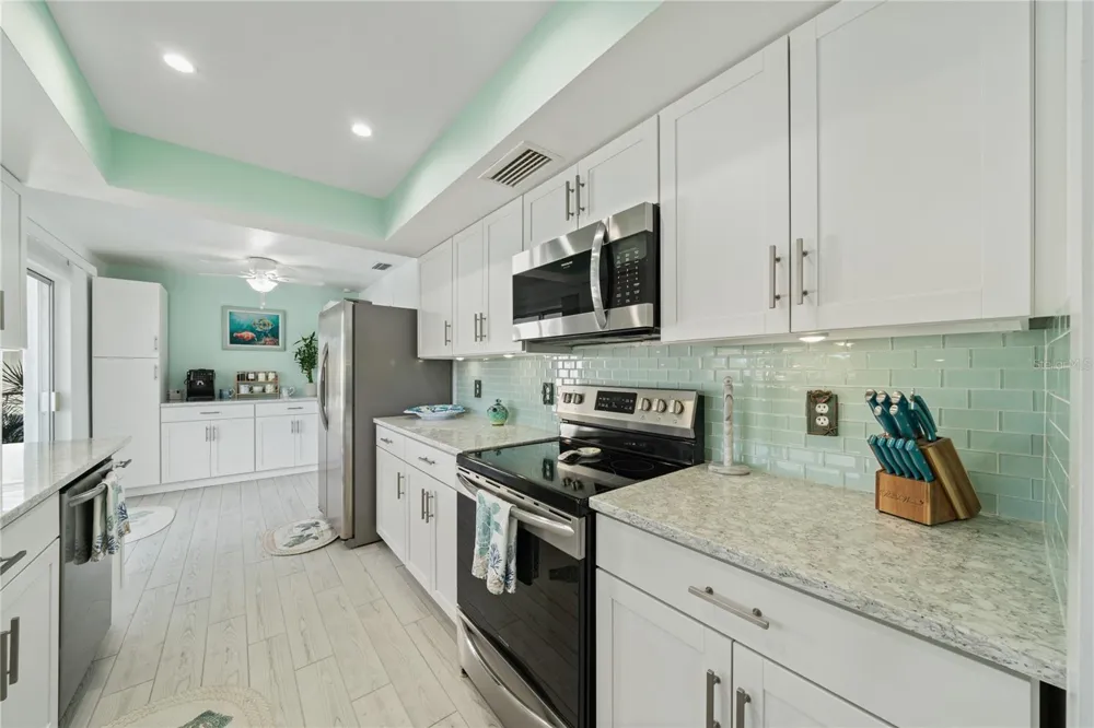 632 SHORE DRIVE Largo, FL 33771