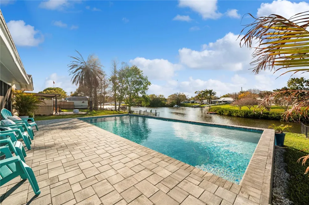 632 SHORE DRIVE Largo, FL 33771