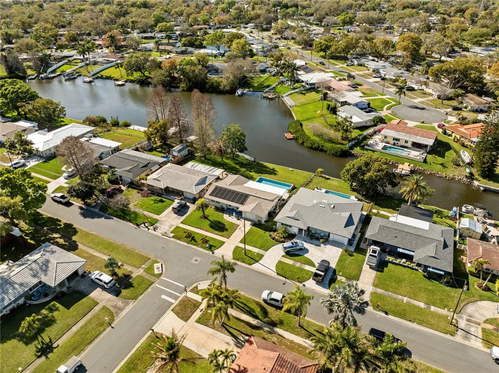 632 SHORE DRIVE Largo, FL 33771