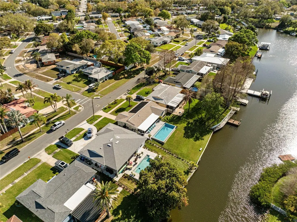 632 SHORE DRIVE Largo, FL 33771